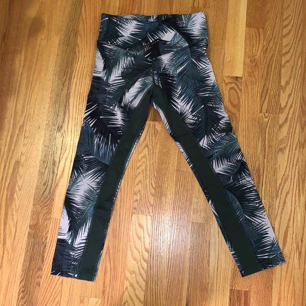 L’urv work out leggings in tropical palm print